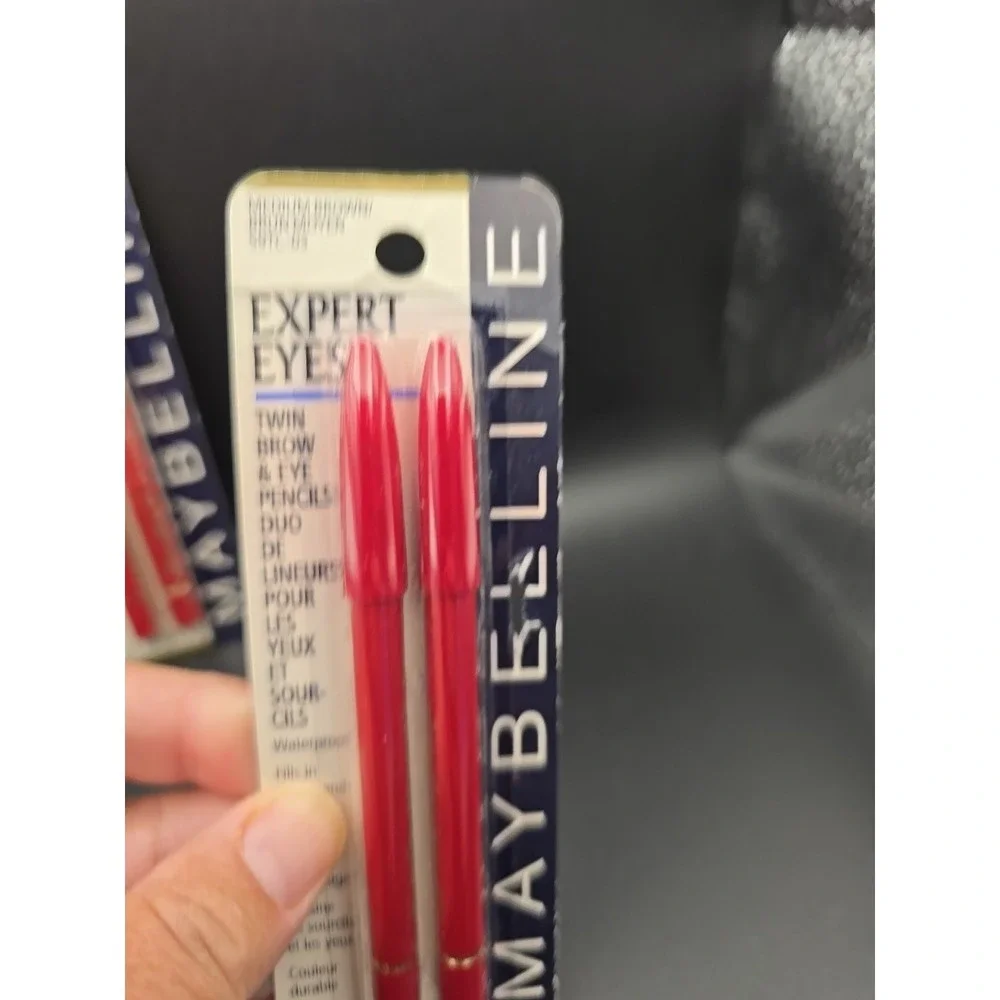 Maybelline nos lot